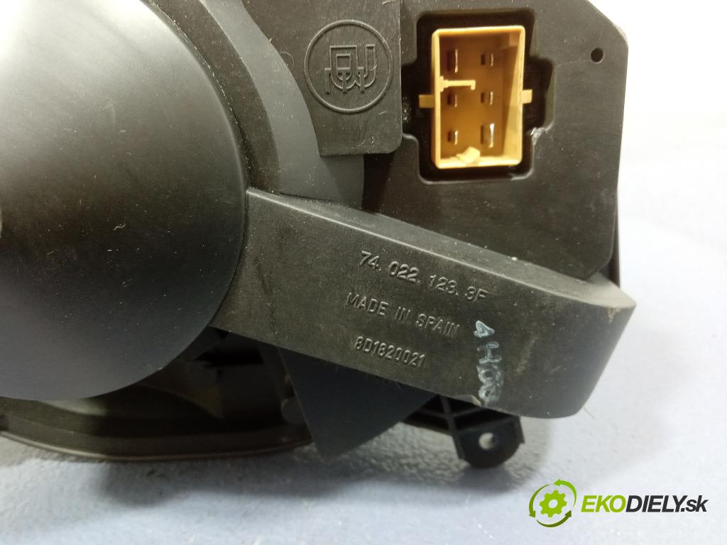 Audi A4 2000 ventilátor Vzduch: 74.022.123.3F