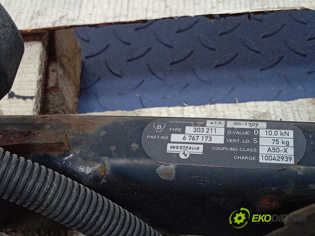 Bmw Seria 3 2006 oko Do Přívěsy 6767173