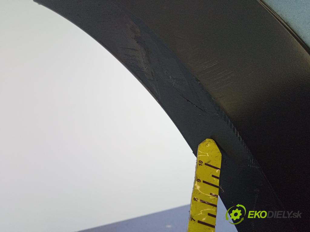Skoda Octavia 2008 nárazník zad 01