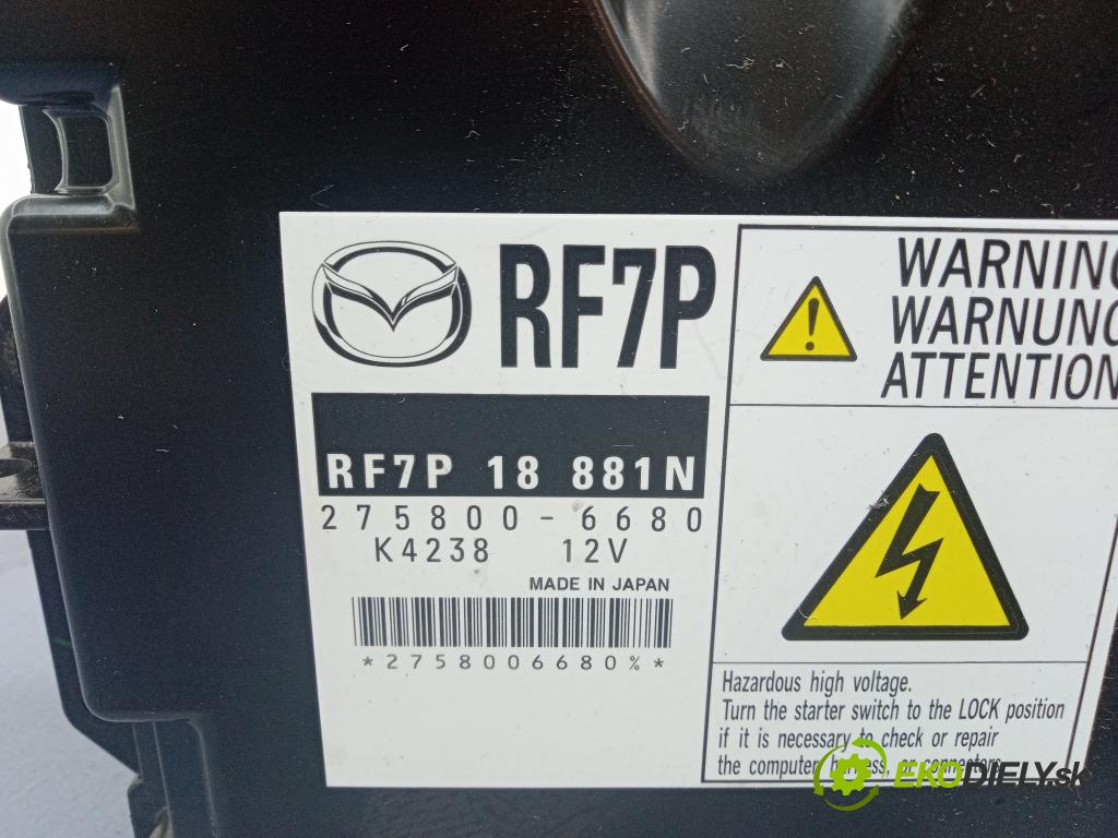 Mazda 5 2006 riadiaca jednotka Motor: RF7P18881N