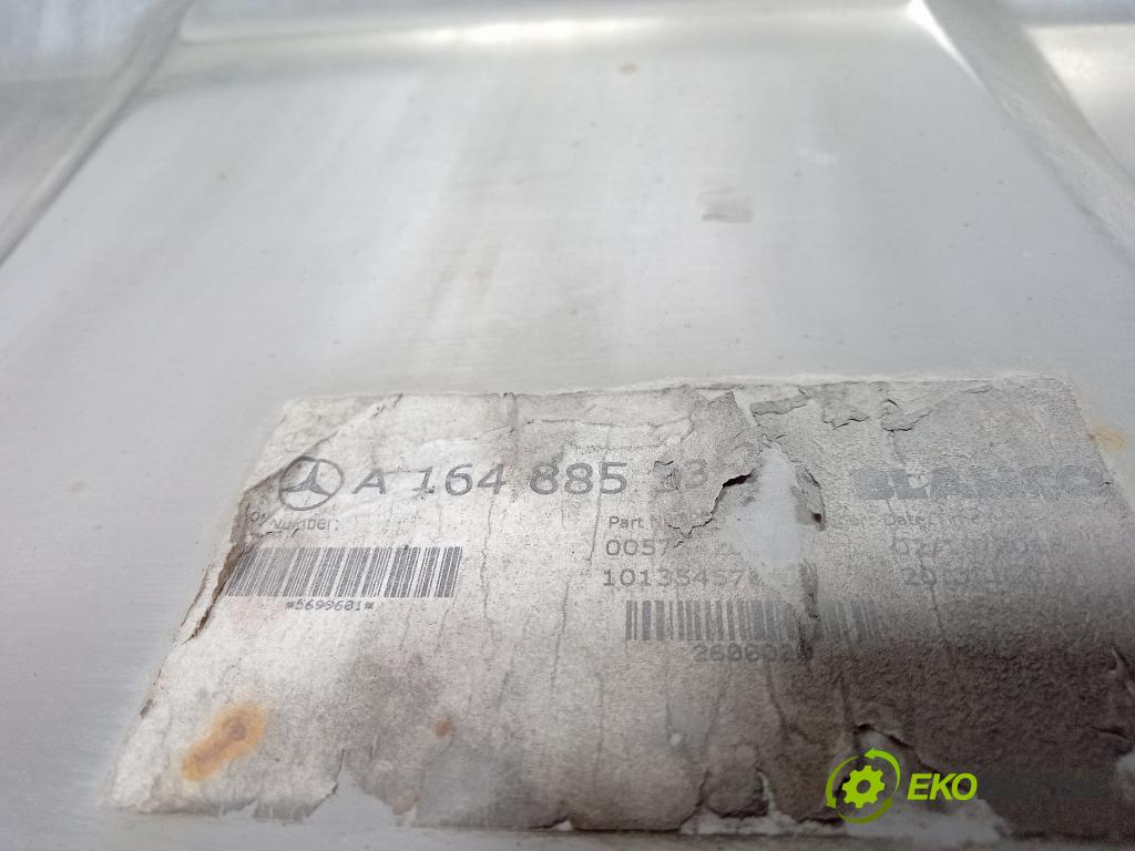 Mercedes GL-Klasa 0 nárazník Zad: 01