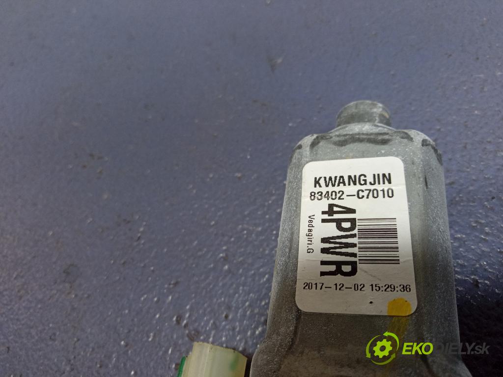 Hyundai I20 2018 mechanismus stahování Sklenka: Zad: v pravo: 83402-C7010