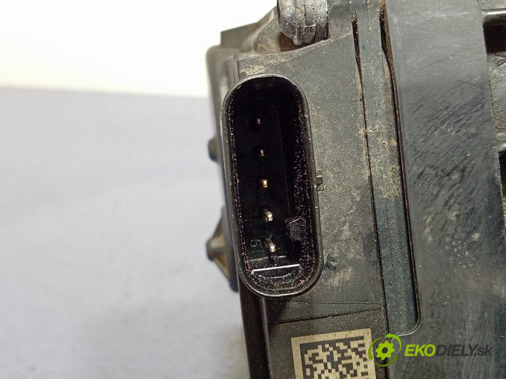 Kia Ceed 2022 Termostat 2560007600