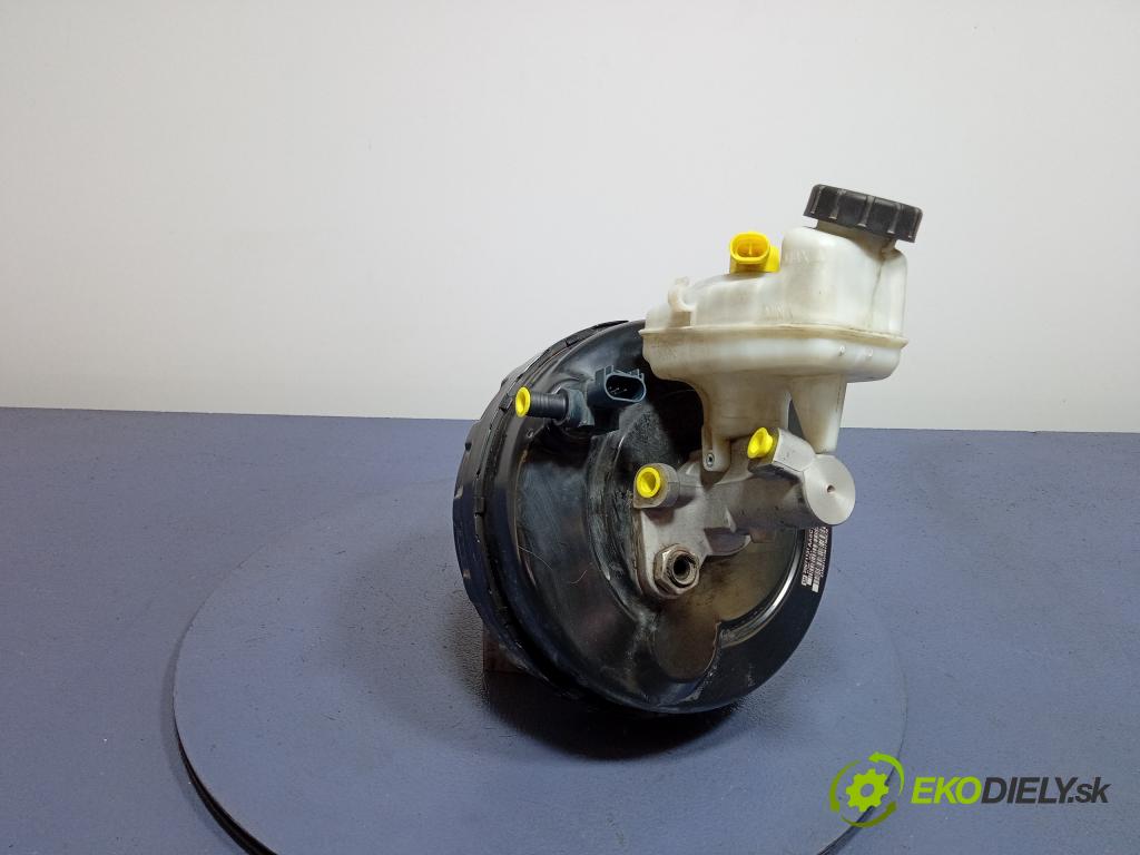 Opel Astra 2017 servo Brzdní: 39071131