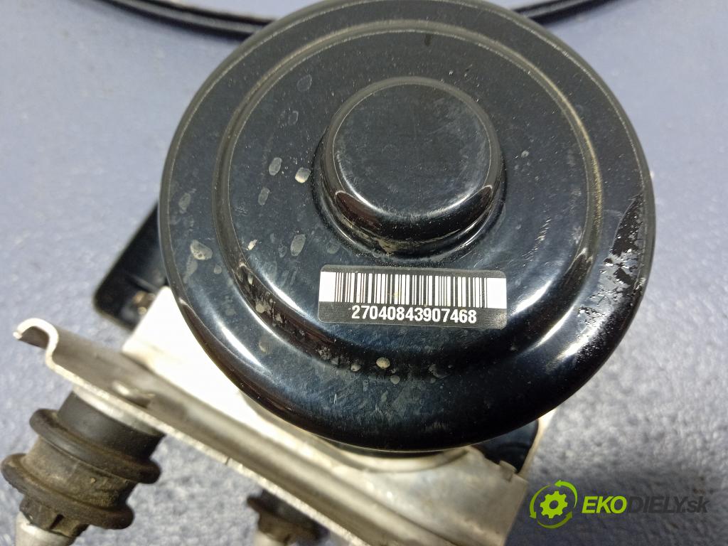 Vw Touareg 2016 čerpadlo ABS x 7P0907379