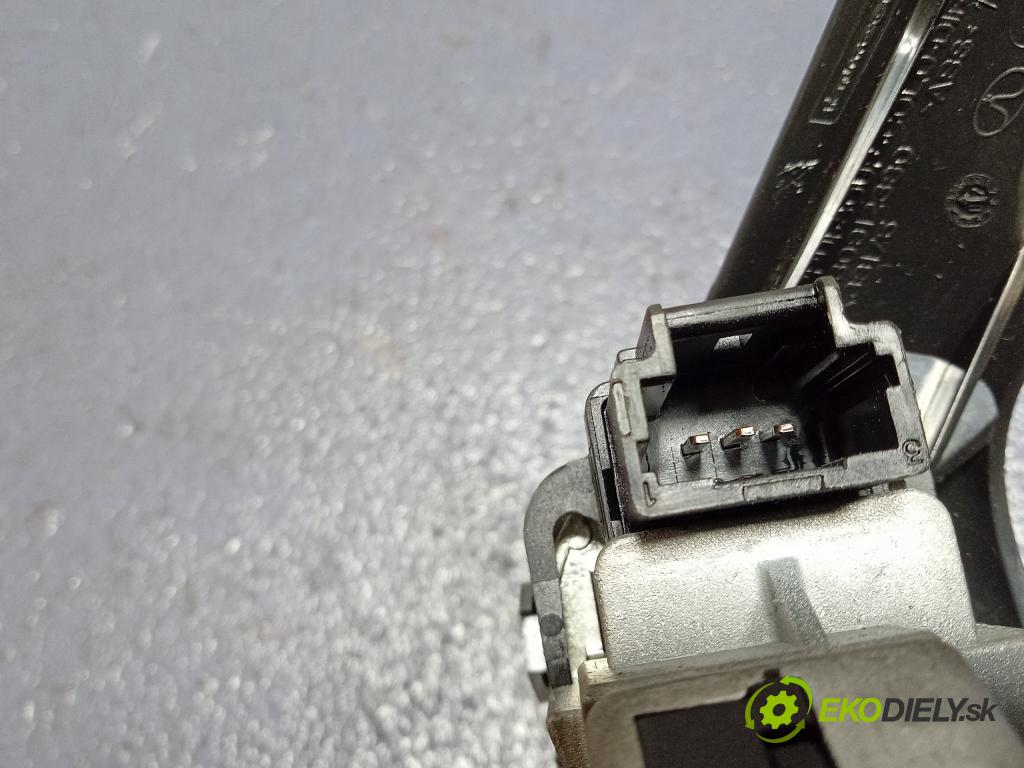 Peugeot 207 2007 riadiaca jednotka Motor: 9664738780