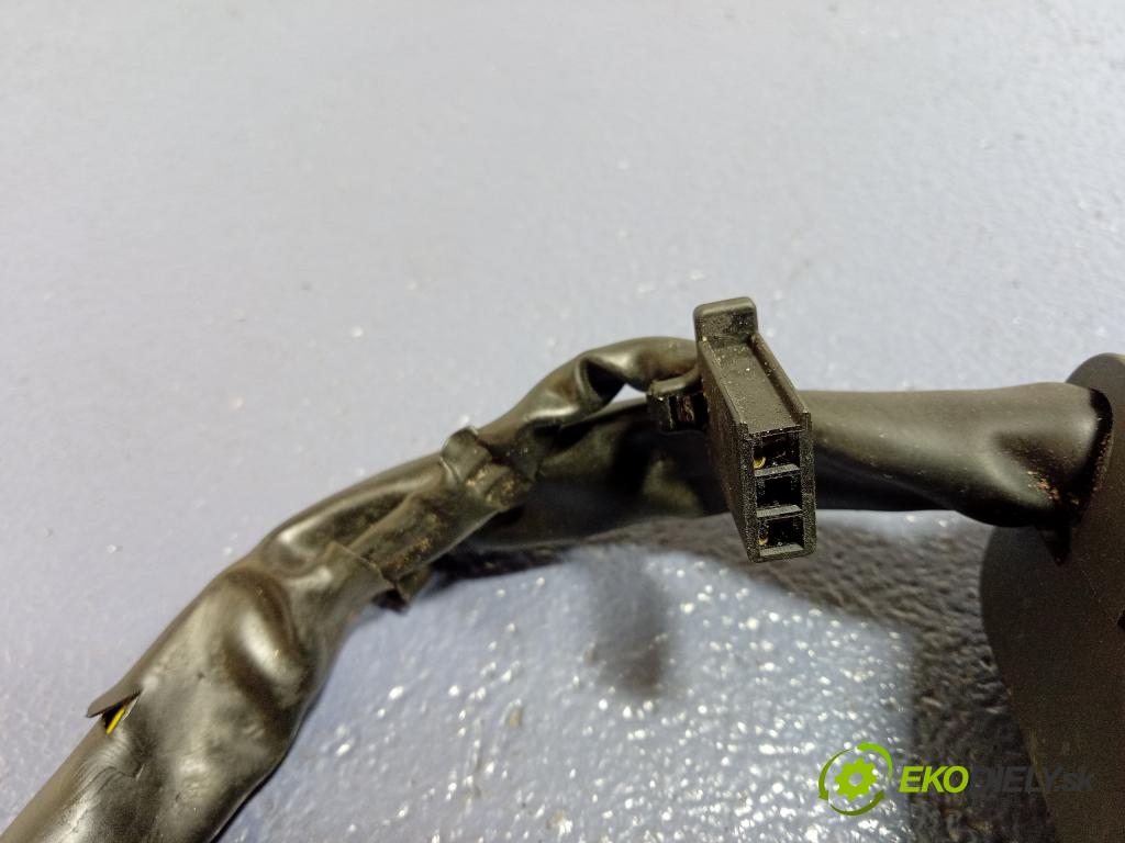 Kawasaki Z750 2008 prepínač svetiel 01