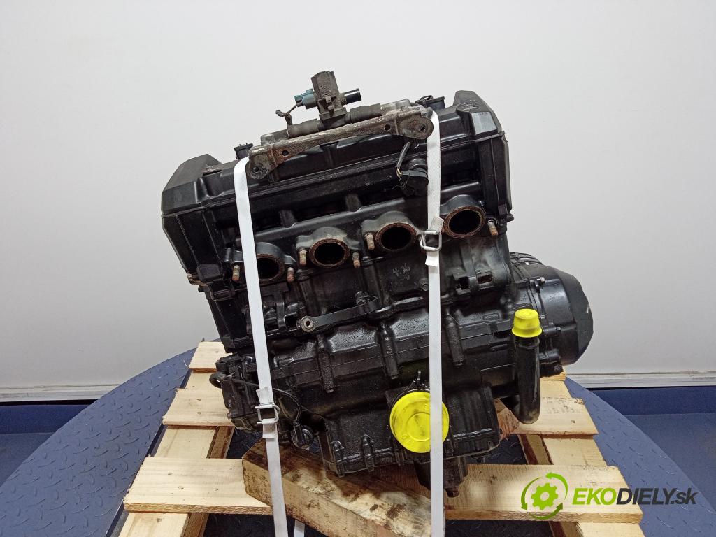 Kawasaki Z750 2008 motor Benzín 01