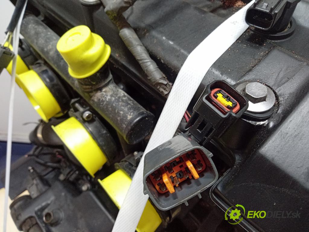 Kawasaki Z750 2008 motor Benzín 01