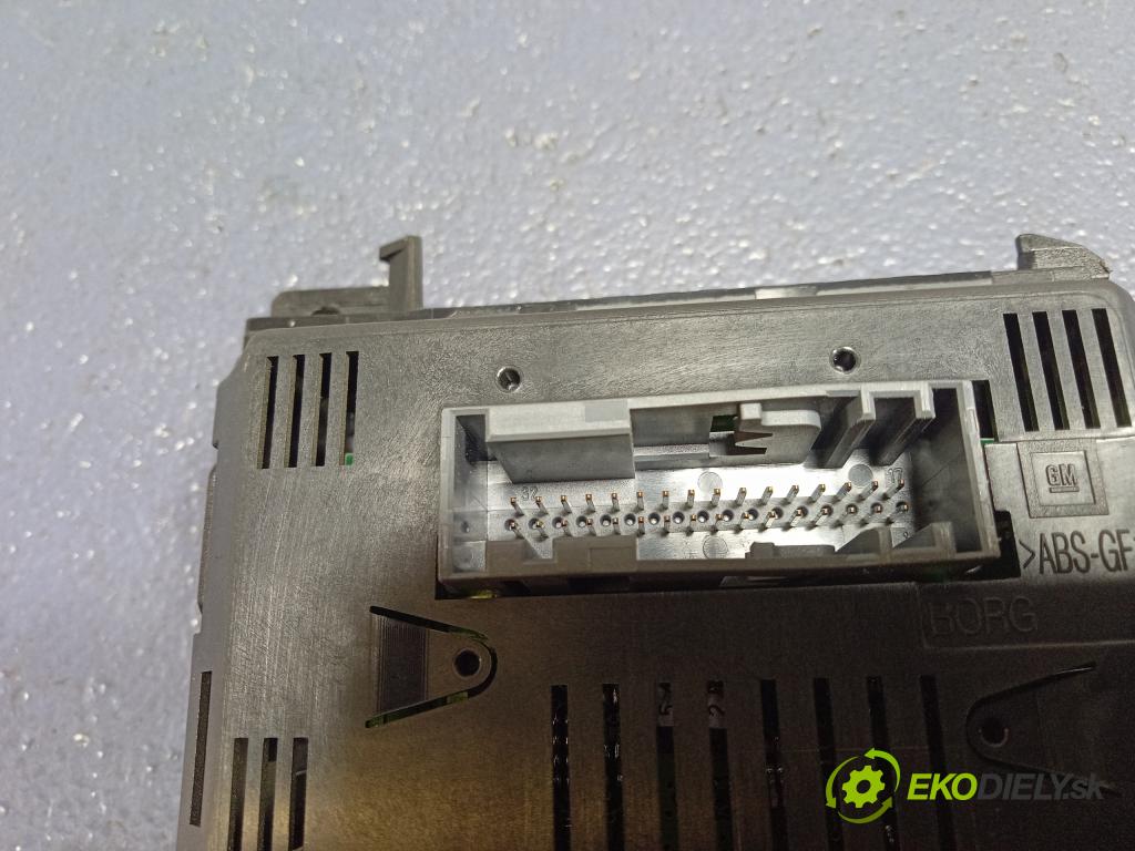Opel Astra 2005 Radio I Navigácia: 13251048