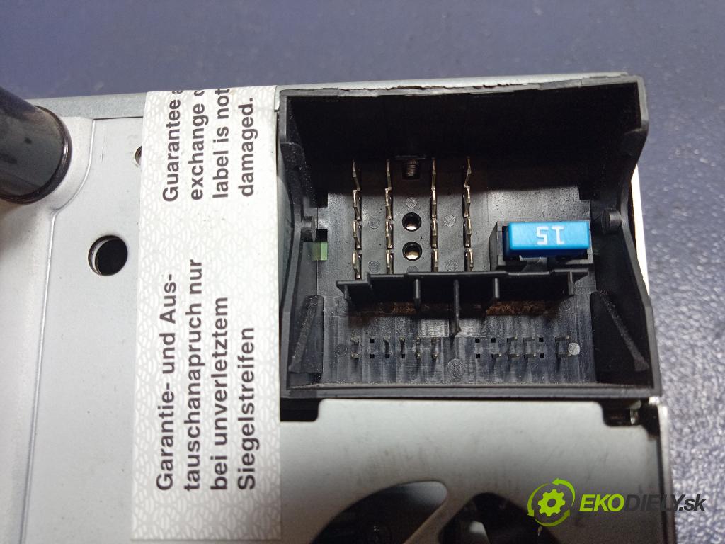 Opel Astra 2005 Radio I Navigácia: 13251048