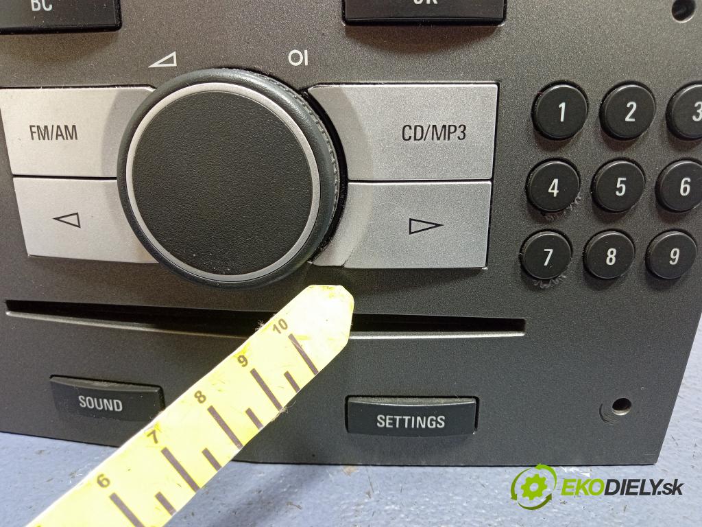 Opel Astra 2005 Radio I Navigácia: 13251048