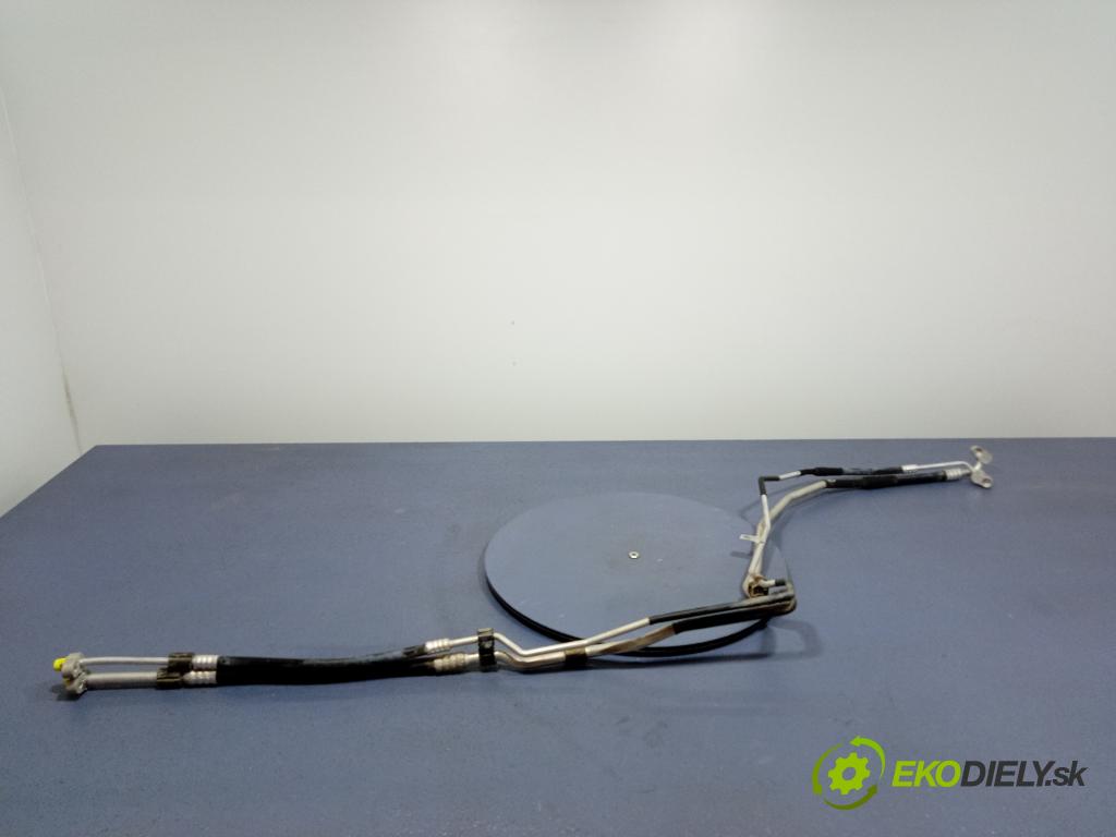 Vw Touareg 2016 trubka Klimatizace: 7P0820886C