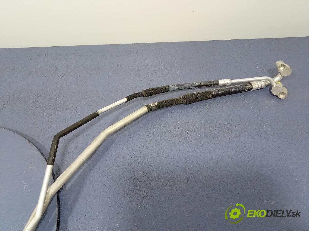 Vw Touareg 2016 trubka Klimatizace: 7P0820886C