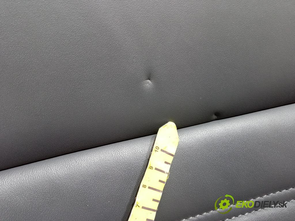 Vw Touareg 2016 sedačke: Set.: 01