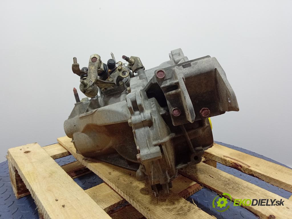 Mitsubishi Lancer 2004 prevodovka Výbava: Manualna F5M411R7B5