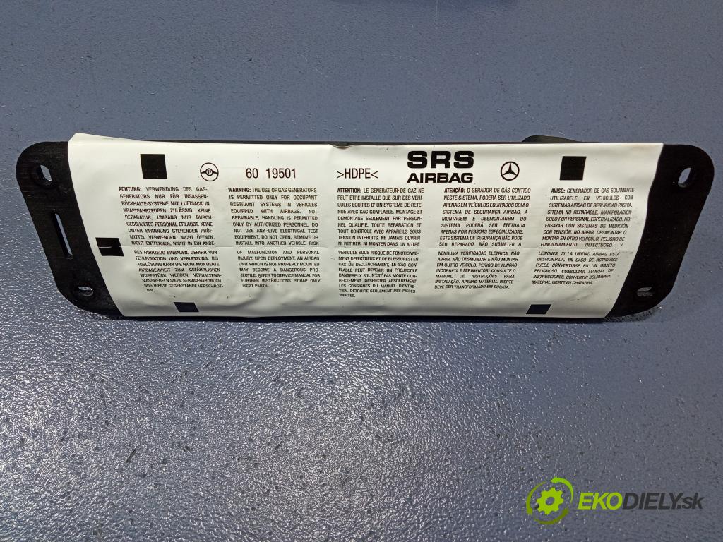 Mercedes A-klasa 2005 kokpit,pristrojová doska A1696800087