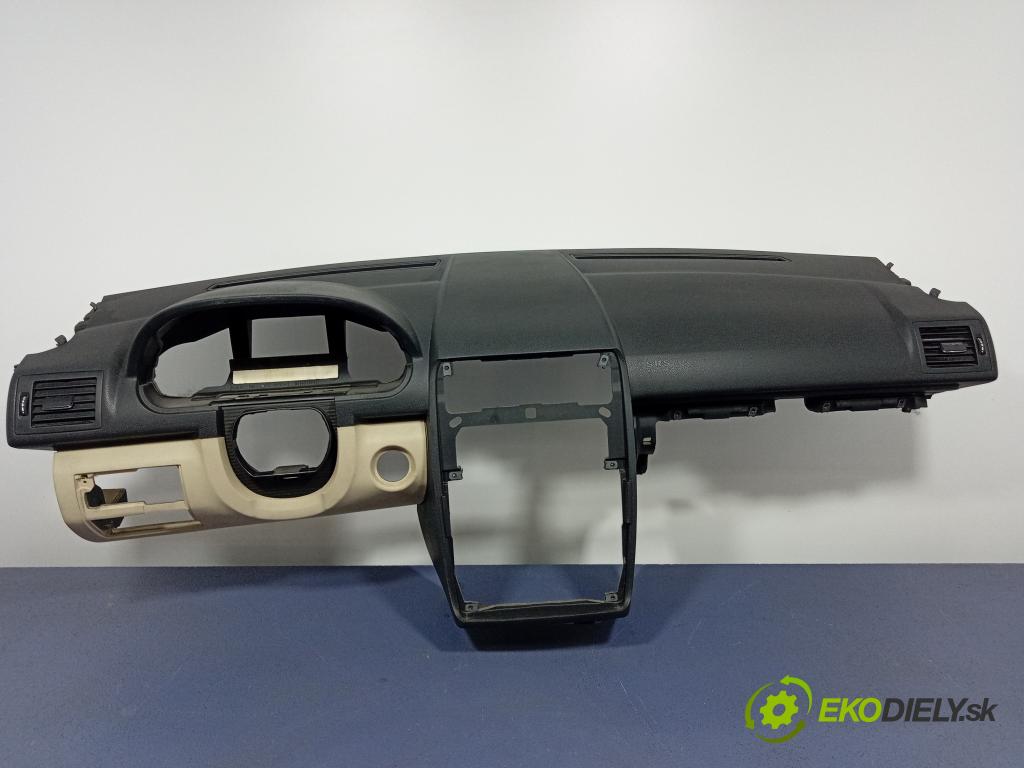 Mercedes A-klasa 2005 kokpit,pristrojová doska A1696800087