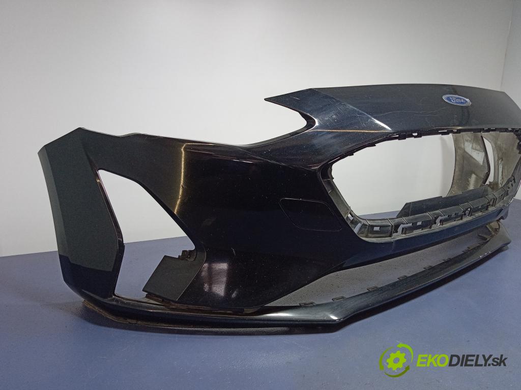 Ford Focus 0 nárazník před 01