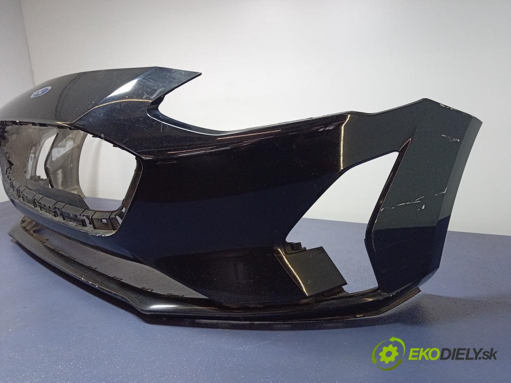 Ford Focus 0 nárazník před 01