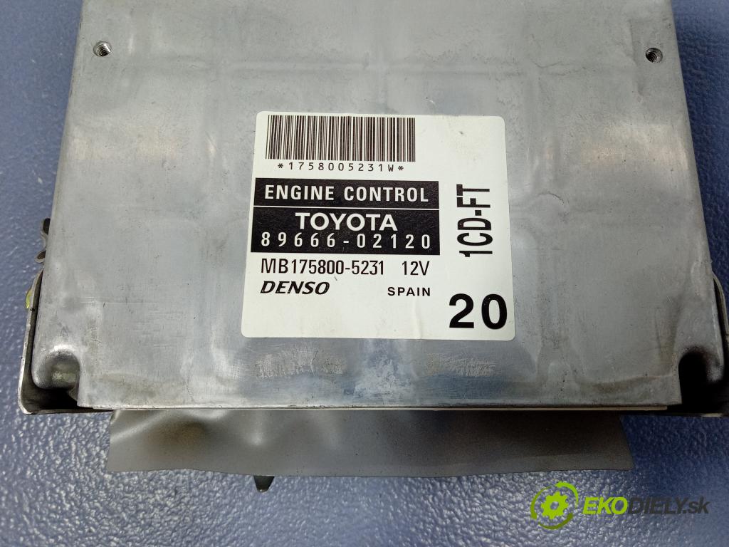 Toyota Corolla 2002 riadiaca jednotka Motor: 89666-02120