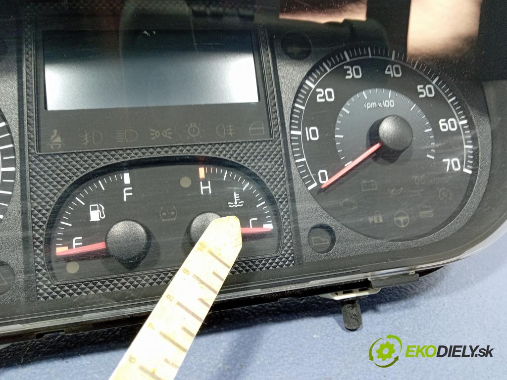 Fiat Idea 2005 prístrojovka/ budíky 735364160
