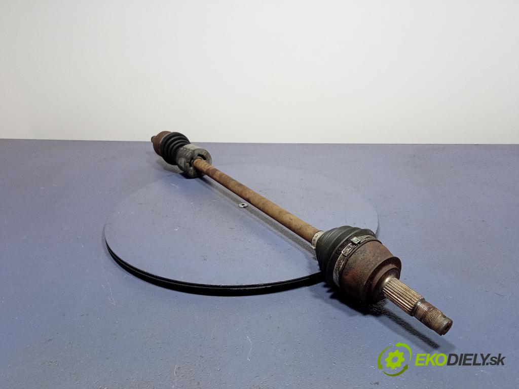 Fiat Stilo 2006 poloos Prava: Predné 01
