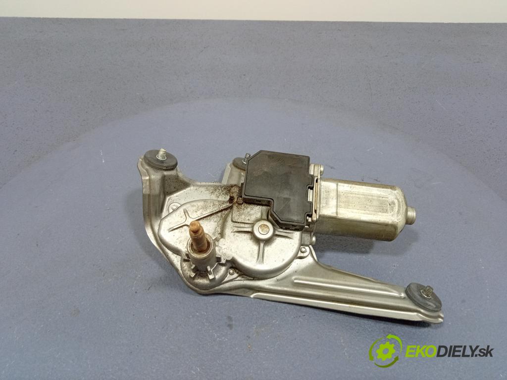 Toyota Avensis 2006 motor: Stierače: zad 85130-05100