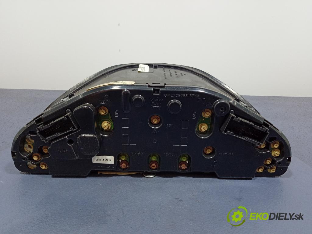 Mercedes E-klasa 1999 prístrojovka/ budíky 2105406548