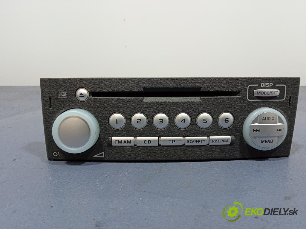 Mitsubishi Colt 2006 Radio I Navigácia: MR587702HB