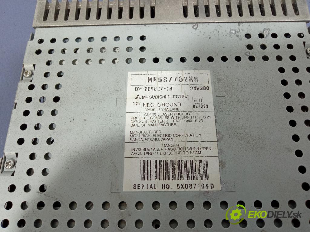 Mitsubishi Colt 2006 Radio I Navigácia: MR587702HB