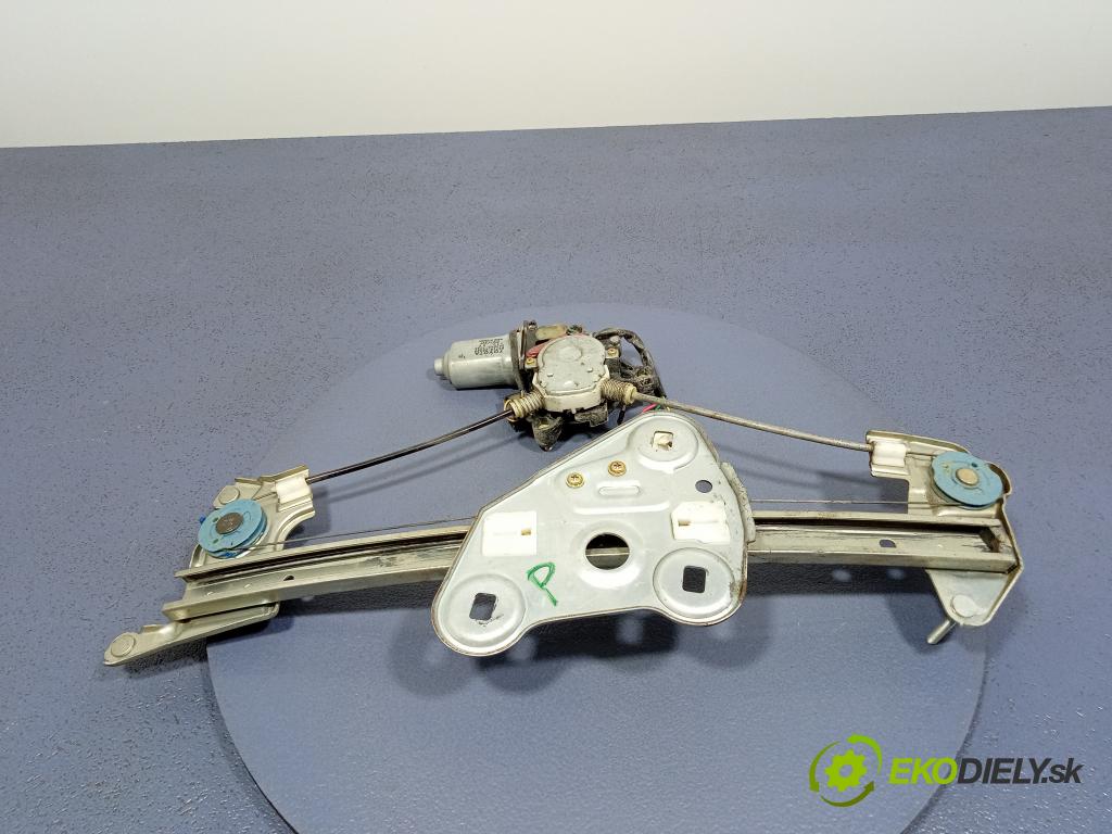 Toyota Celica 2003 mechanismus stahování Sklenka: před v pravo: 85710-20320