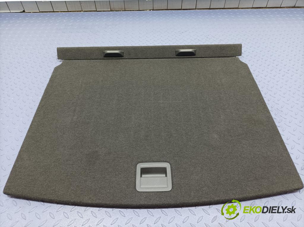 Vw Tiguan 2017 koberec do auta 5NA858855G