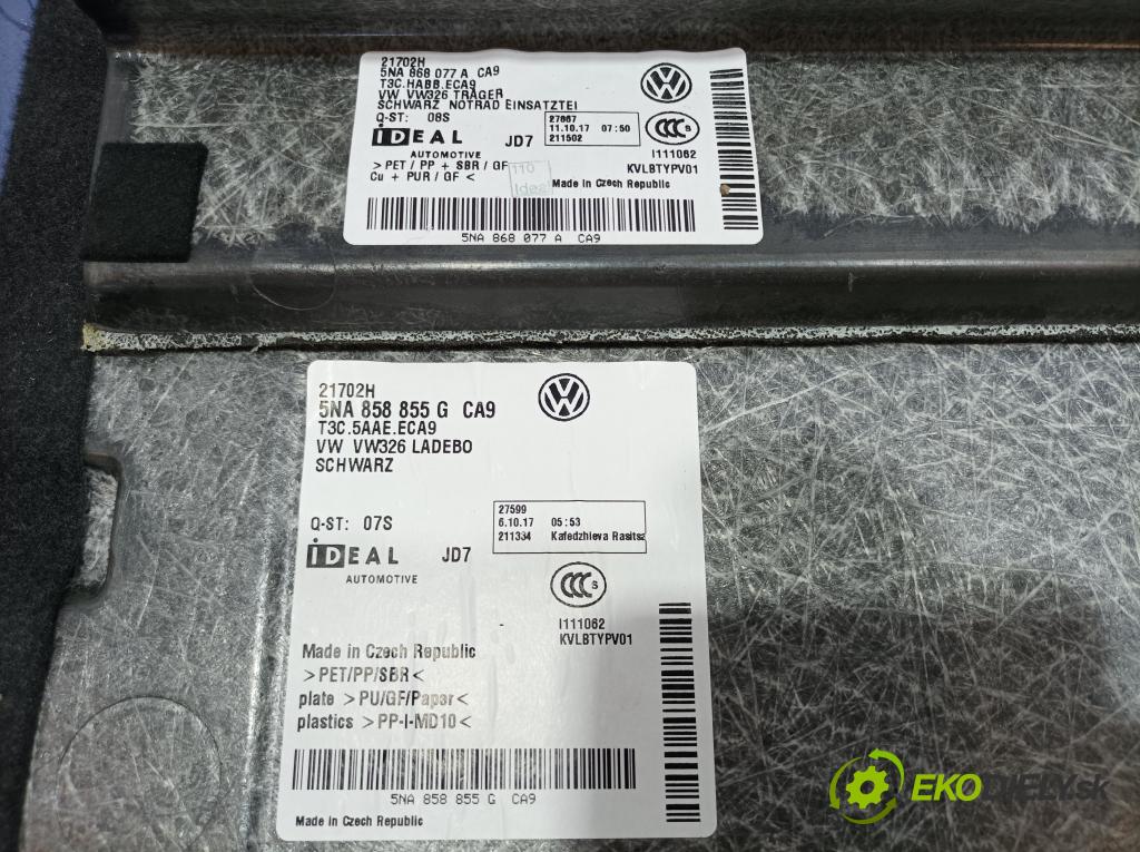 Vw Tiguan 2017 koberec do auta 5NA858855G