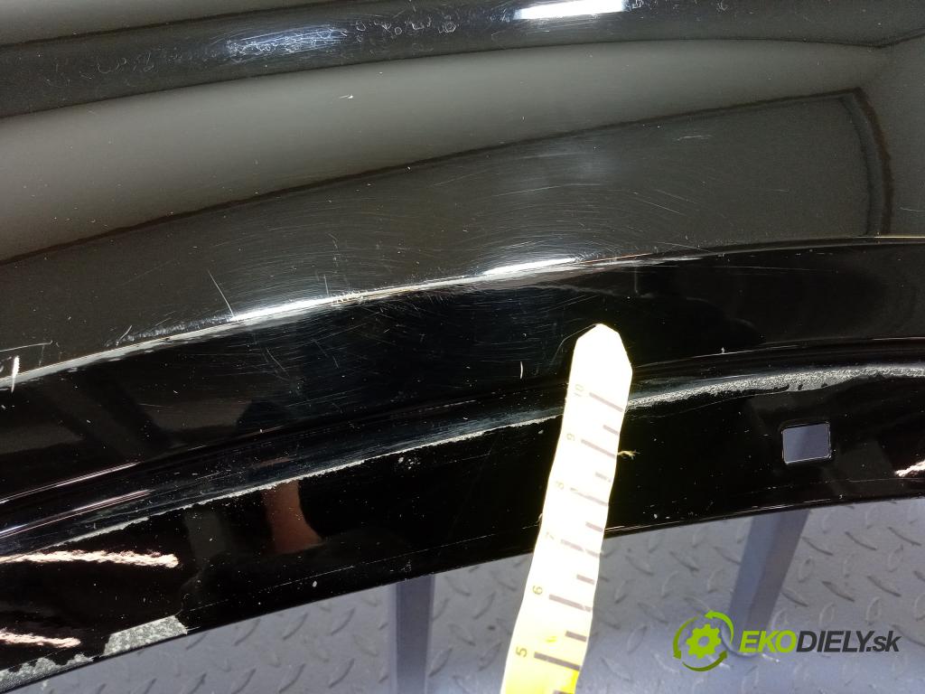 Mercedes Gla 0 blatnik před Levý: 01
