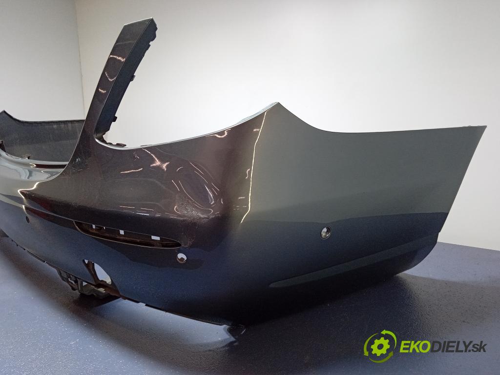 Mercedes E-klasa 0 nárazník Zad: 01