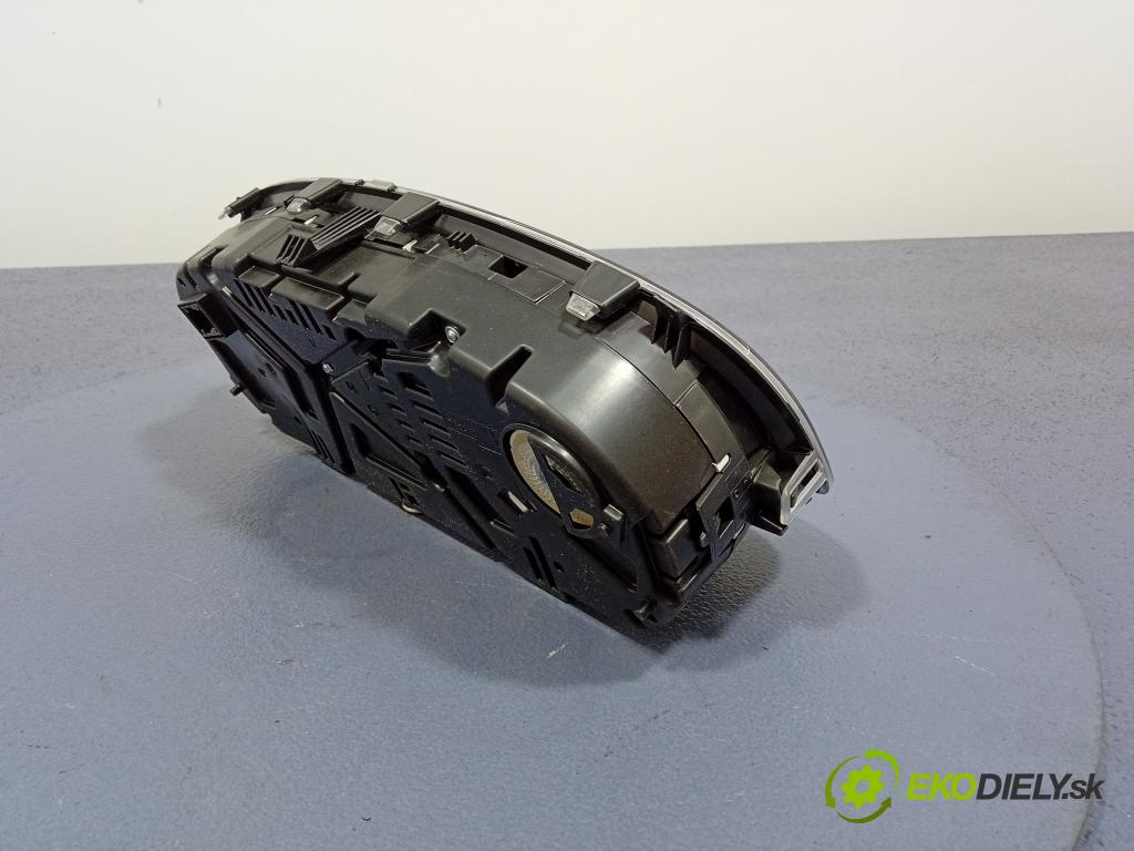 Skoda Rapid 2016 prístrojovka/ budíky 5JA920701A