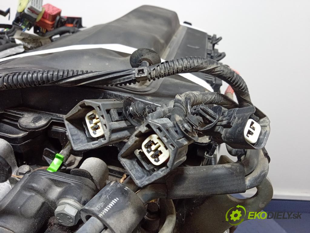 Ford Kuga 2014 motor Diesel: UKMA