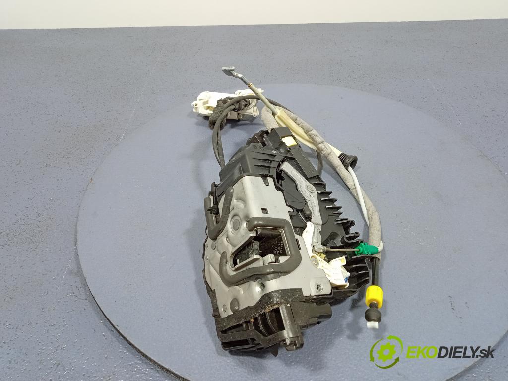 Mercedes S-klasa 2014 zámek dveře Zad: v pravo: A0997302435