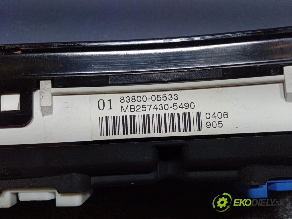 Toyota Avensis 2006 prístrojovka/ budíky 83800-05533