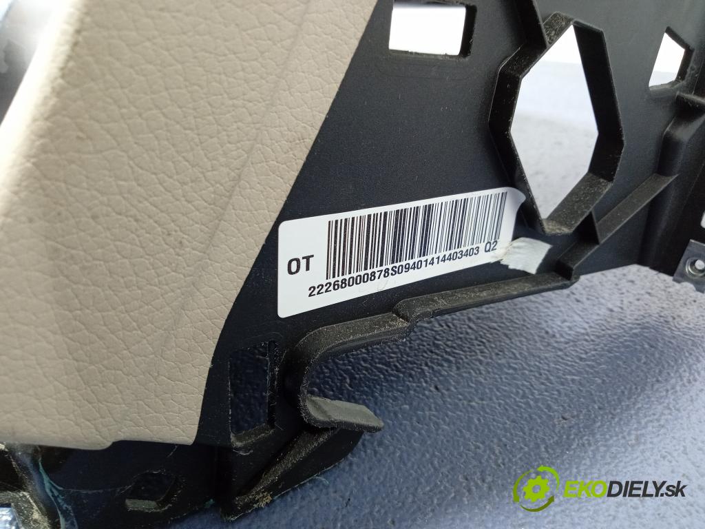 Mercedes S-klasa 2014 kokpit,pristrojová doska A2226800487