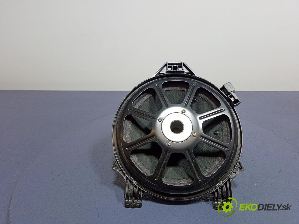 Mercedes S-klasa 2014 Reproduktor / Subwoofer: A2228203602