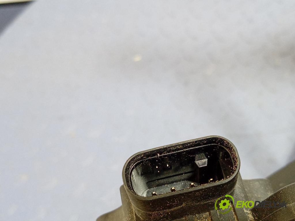 Mercedes S-Klasa 2014 Ventilátor Chladič: A0999060512