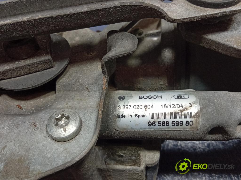 Peugeot 407 2007 mechanizmus motor: Stierače: Predné 9656859980