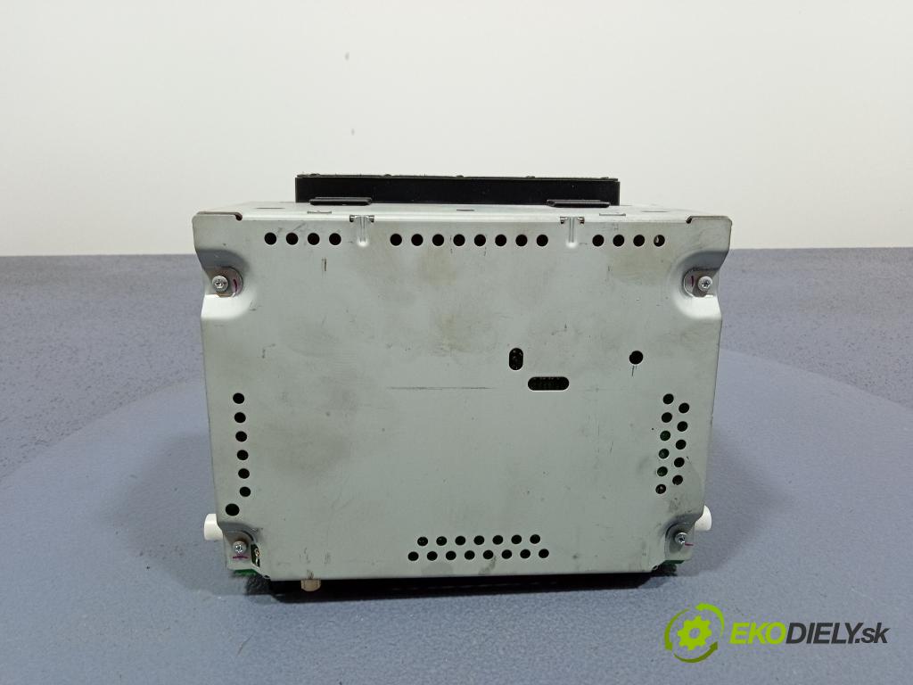 Ford Fiesta 2013 Radio I Navigácia: AM5T-18C815-GL