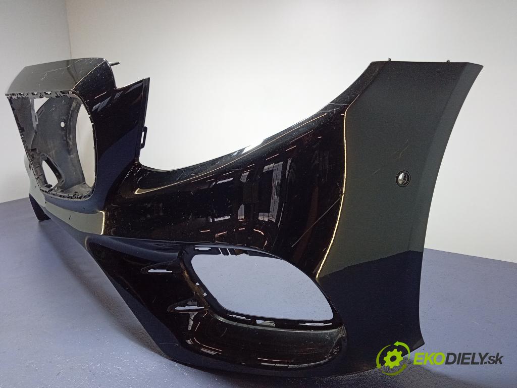 Mercedes E-klasa 0 nárazník před 01