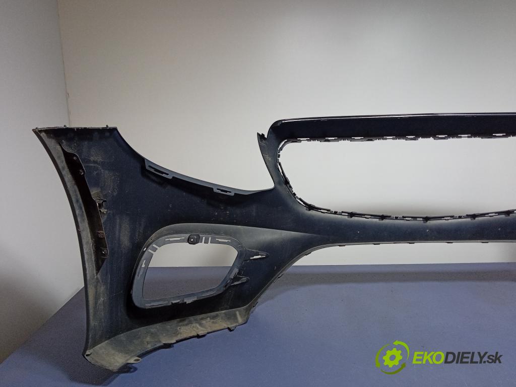 Mercedes E-klasa 0 nárazník před 01
