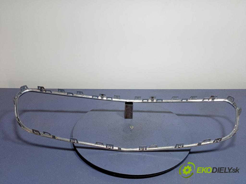 Mercedes E-klasa 0 nárazník před A2138850200