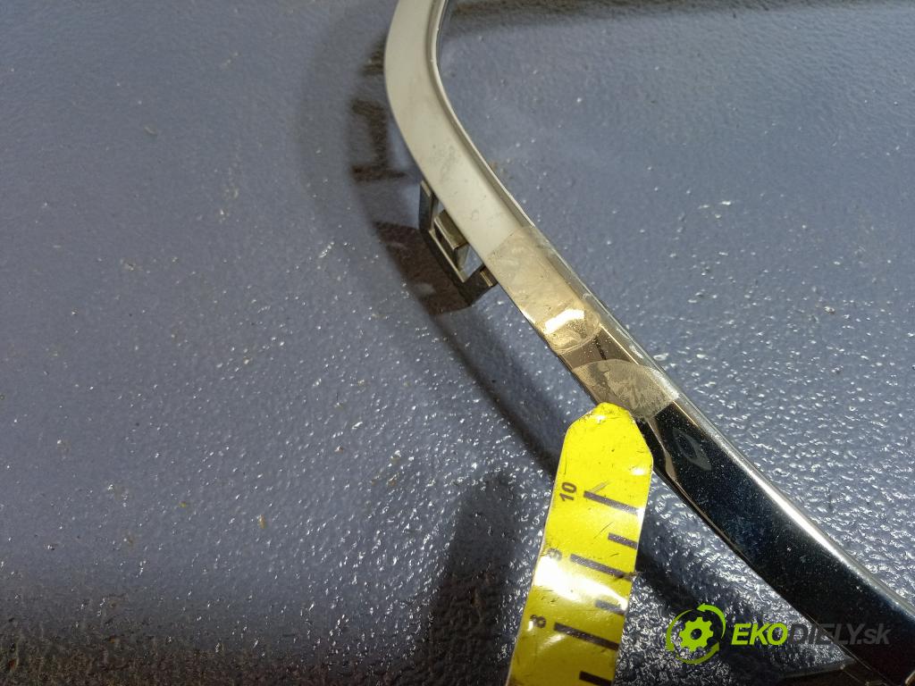 Mercedes E-klasa 0 nárazník před A2138850200