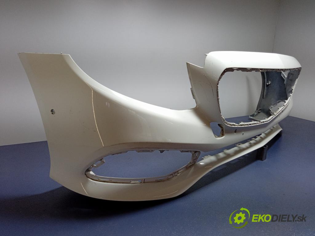 Mercedes E-klasa 0 nárazník před 01
